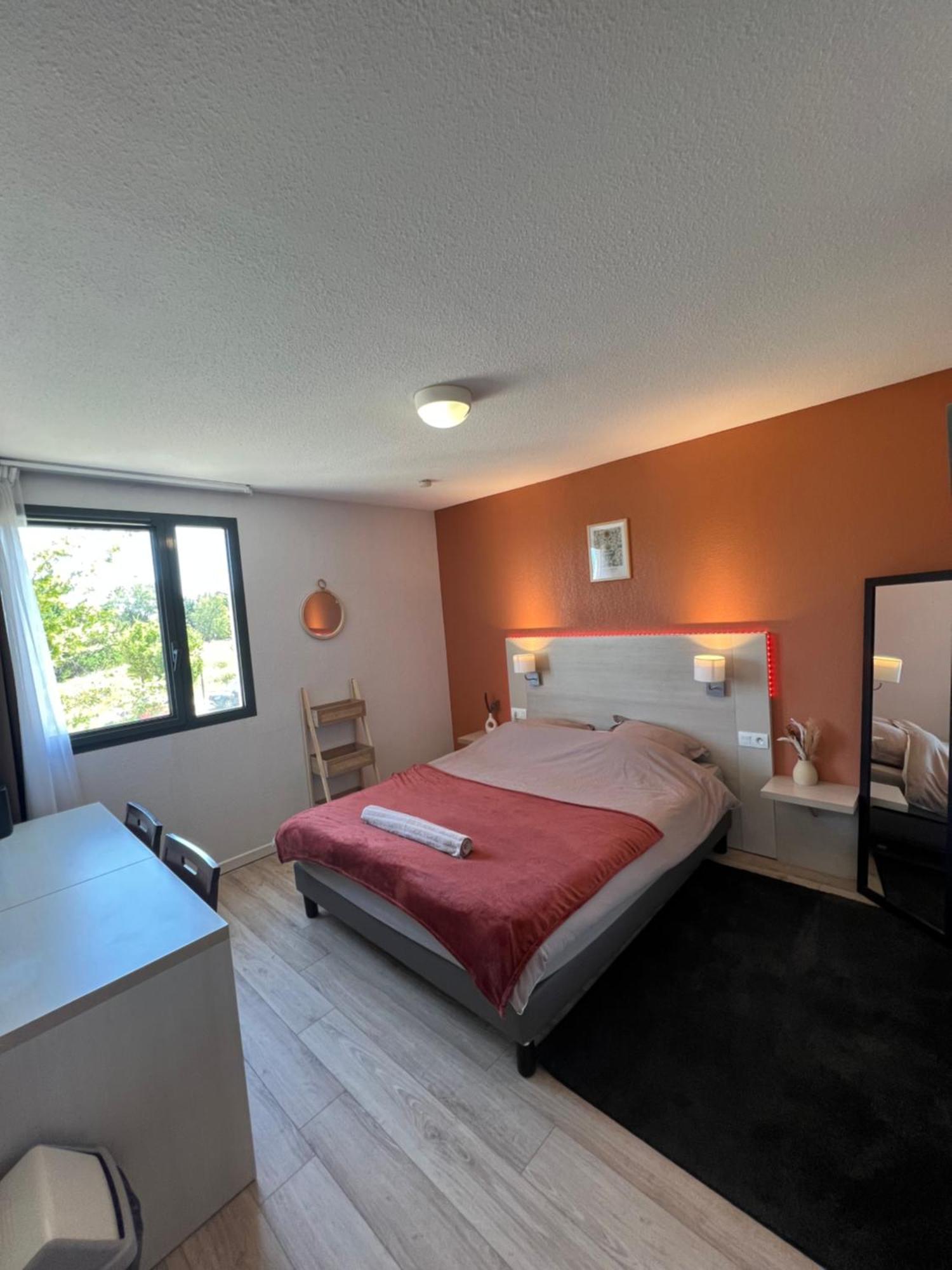Studio Appart'Hotel Gare Tgv Avec Place Privee Avignon Ngoại thất bức ảnh